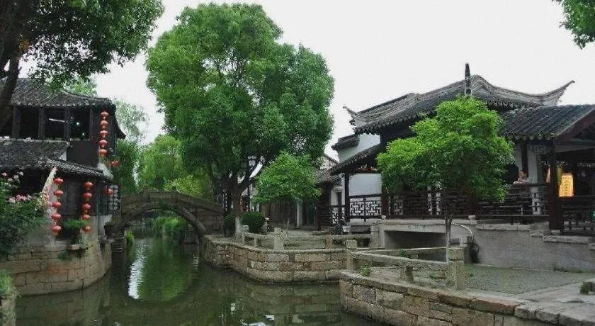 Greentree Inn Express Suzhou Luzhi Ancient Town Scenic Area Xiaoshi Road 3*, Σουτσόου Κίνα